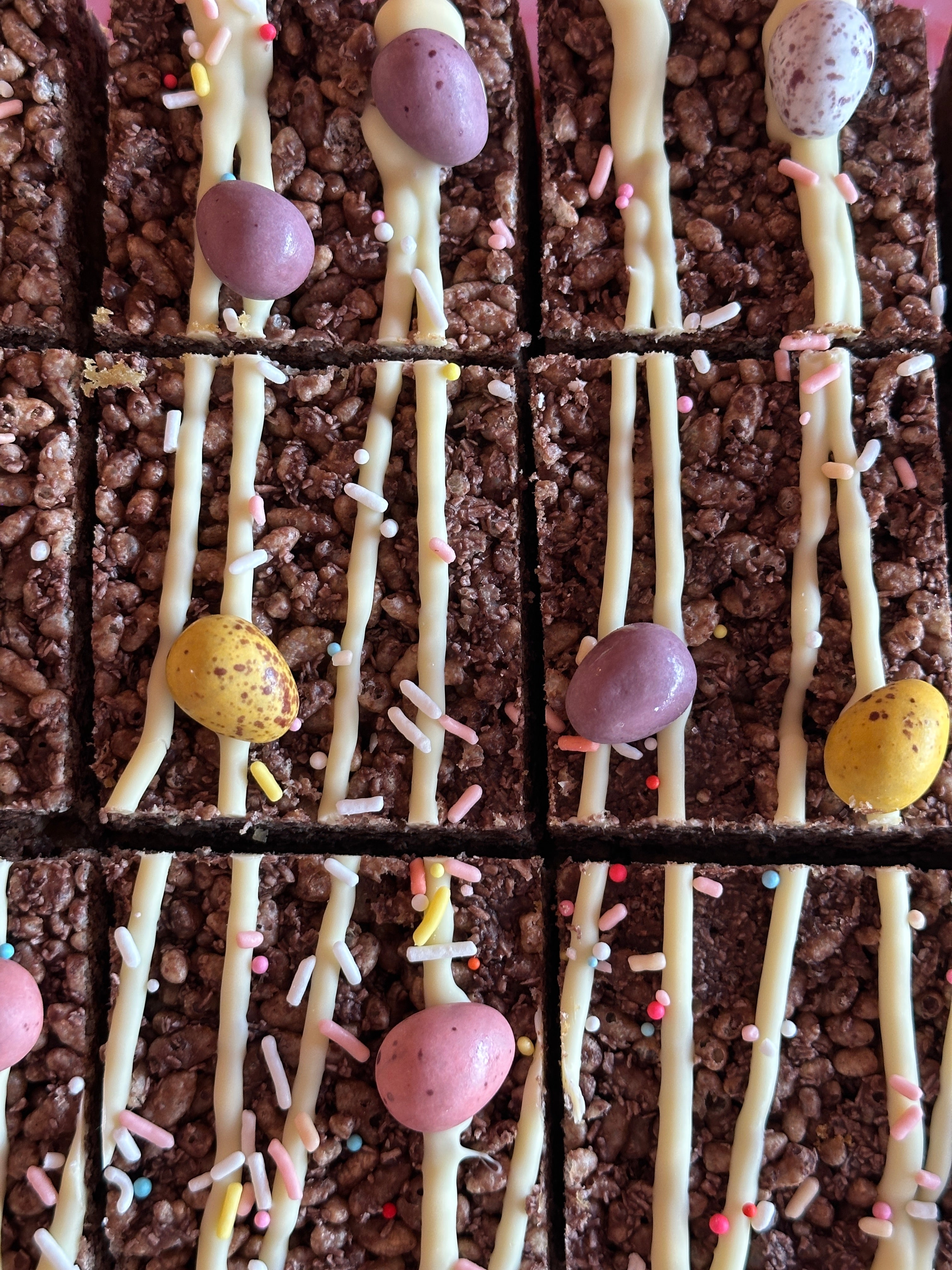Mini Egg Cookie Crackle Slice