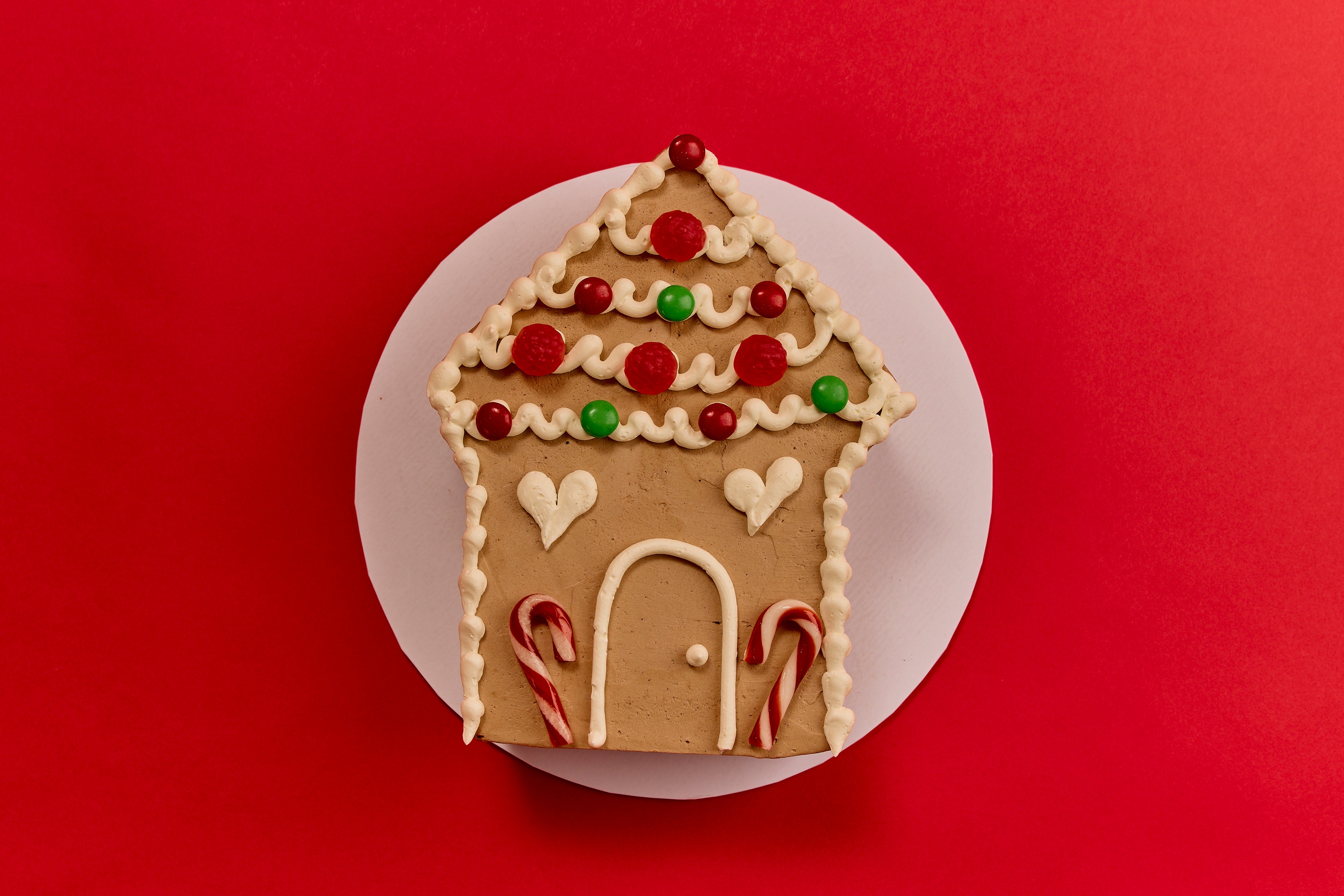 DIY Gingerbread House Cake
